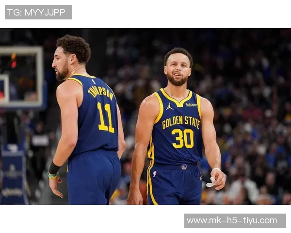 库里感慨与克莱同在的珍贵时光每一次相聚都是温暖的回忆